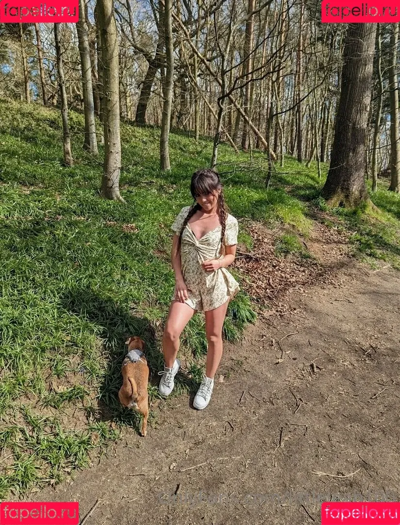 Littleleah100 Onlyfans Photo Gallery 