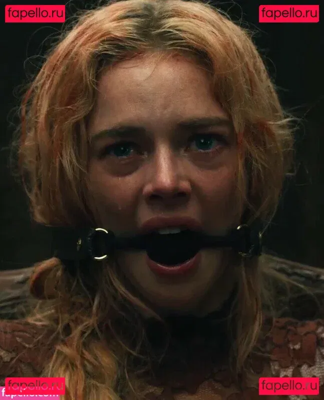 Samara Weaving Onlyfans Photo Gallery 