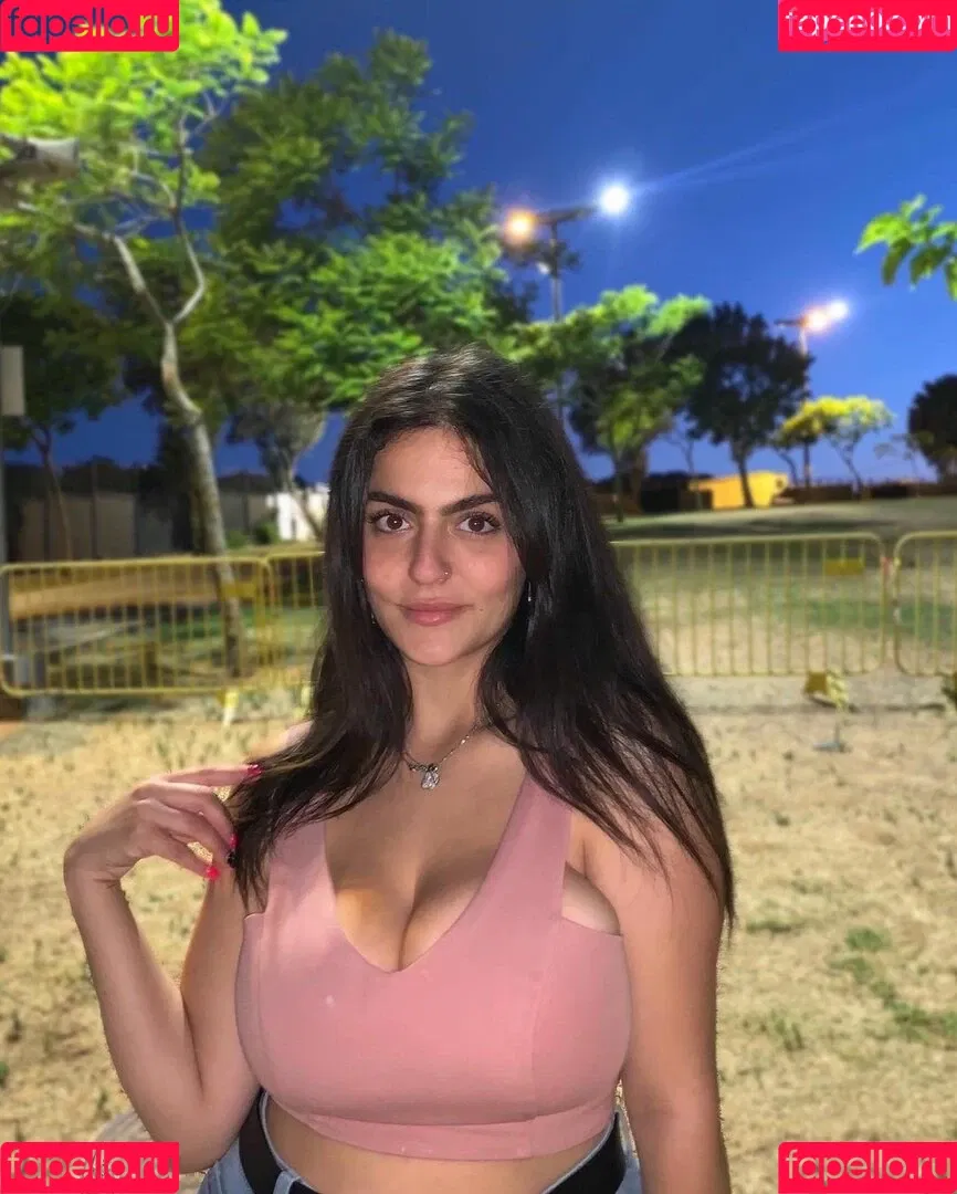 Noam L Onlyfans Photo Gallery 