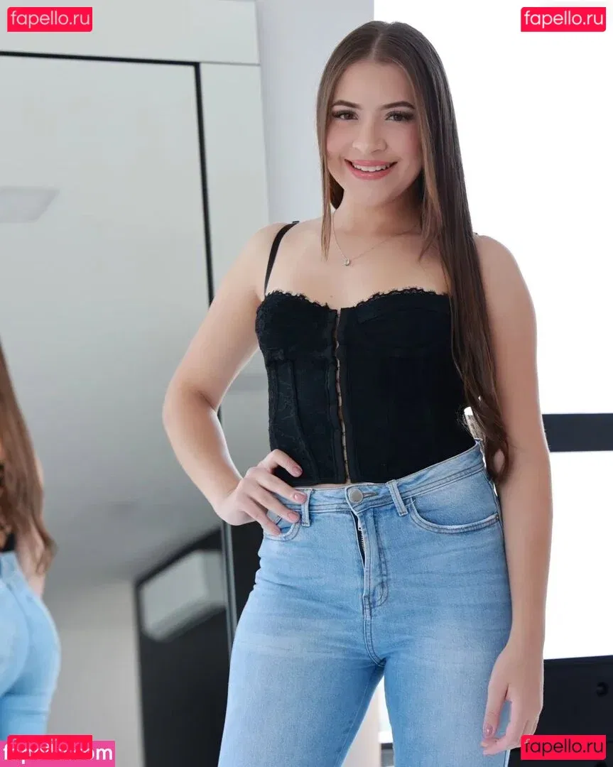 Francine Ramme Onlyfans Photo Gallery 