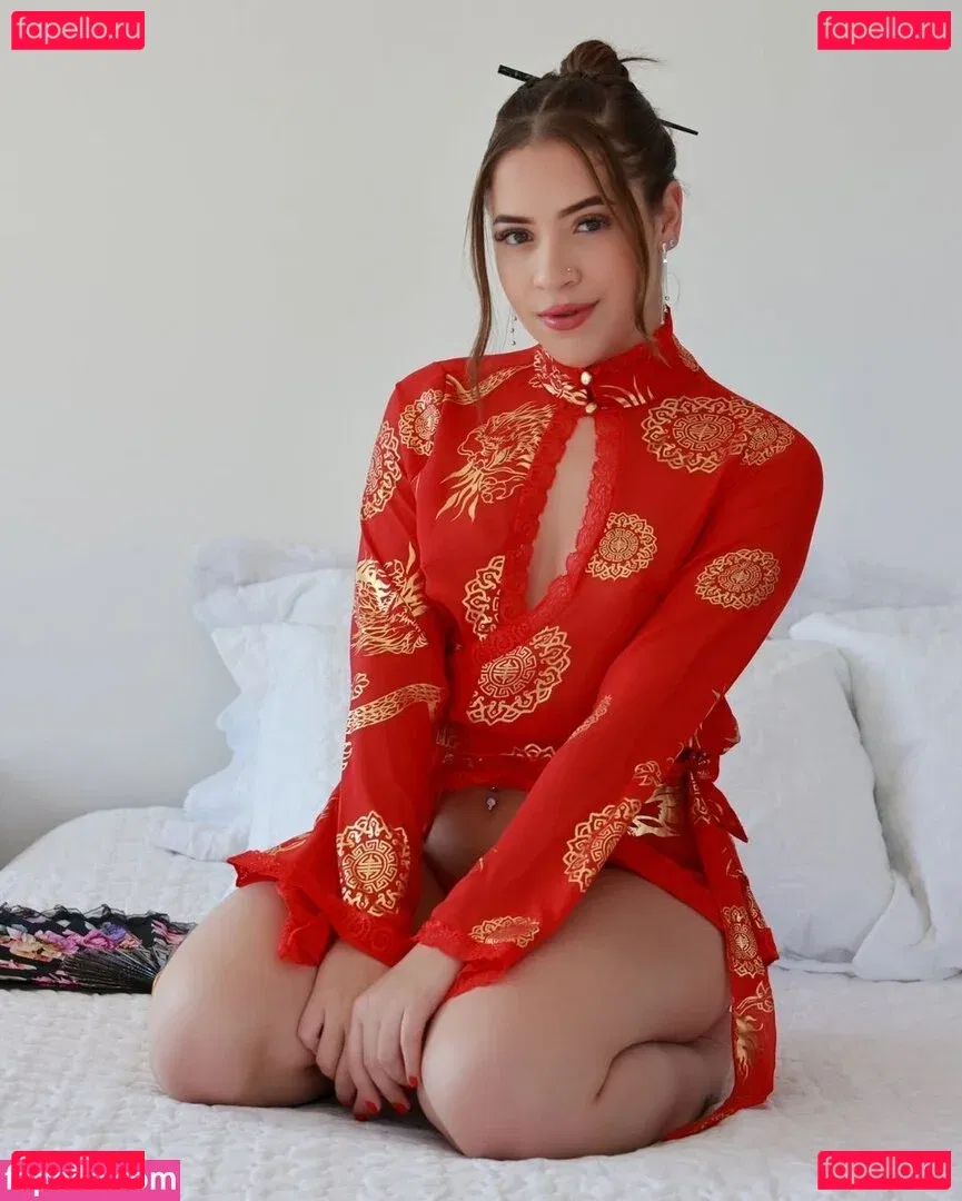 Francine Ramme Onlyfans Photo Gallery 