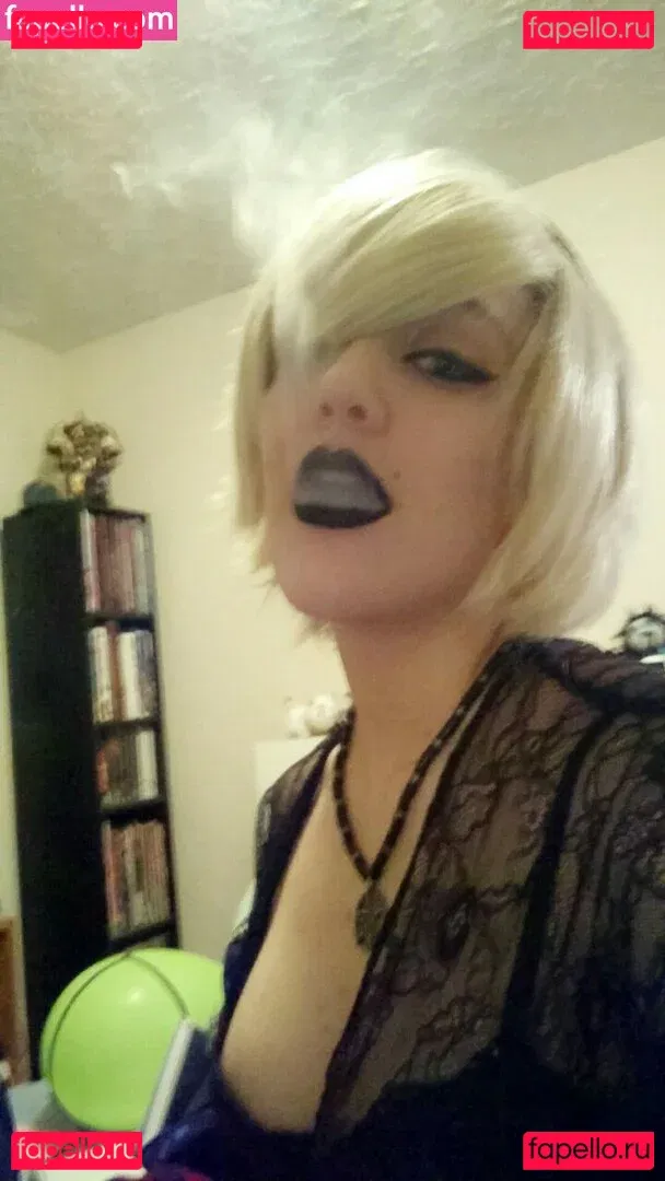 Mirthfulmollywhop Onlyfans Photo Gallery 