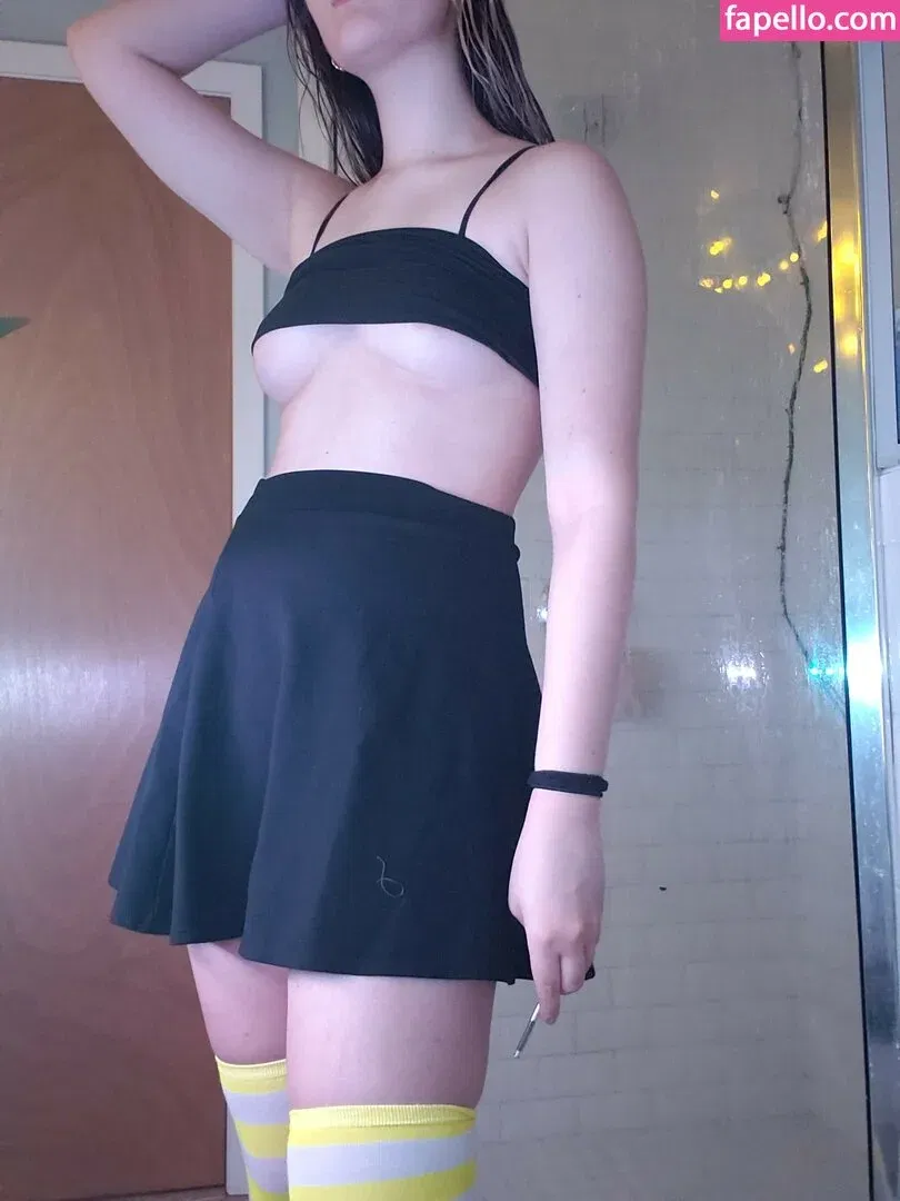 Maebeetles Onlyfans Photo Gallery 