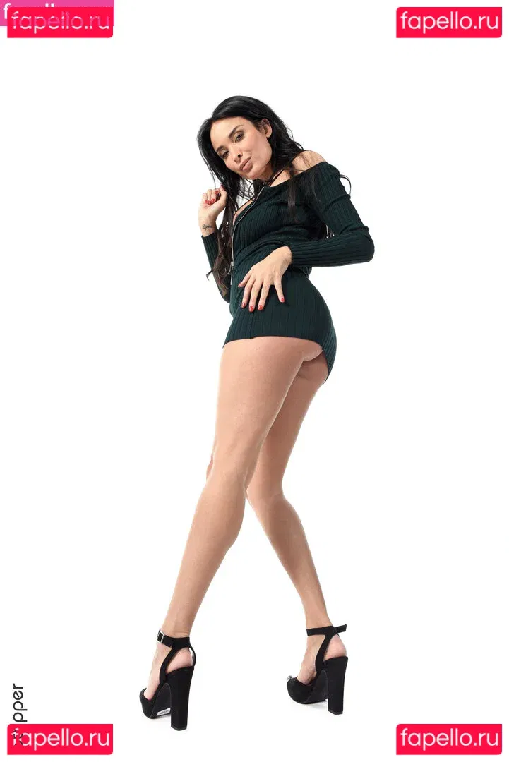 Anissa KATE Onlyfans Photo Gallery 