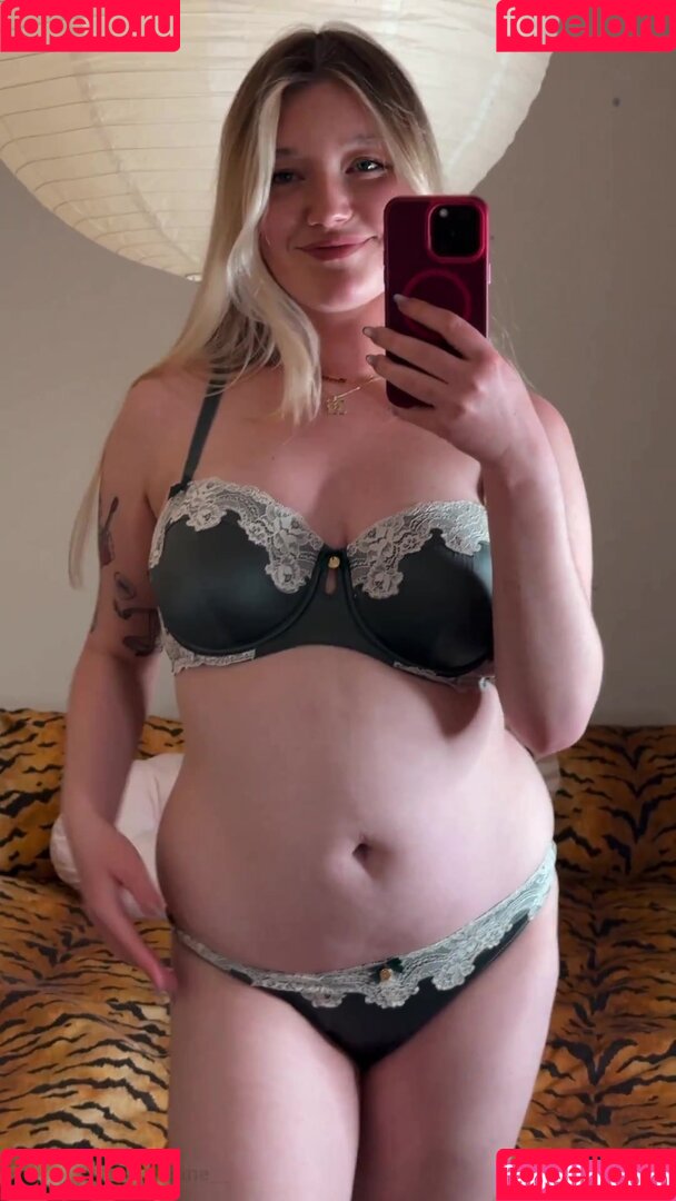 oliviakeane__ Onlyfans Photo Gallery 