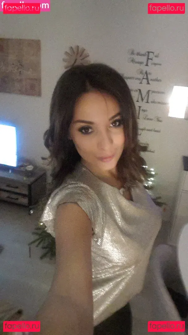 Anissa KATE Onlyfans Photo Gallery 