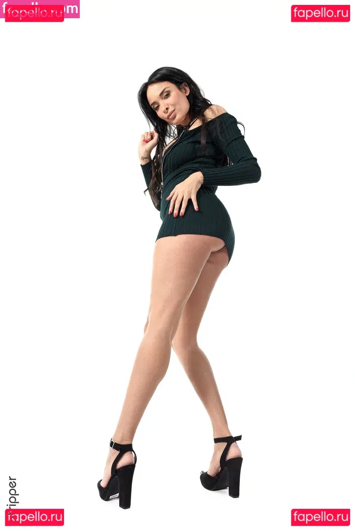 Anissa KATE Onlyfans Photo Gallery 