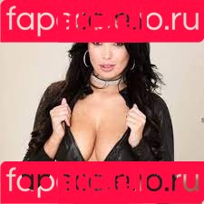 Anissa KATE Onlyfans Photo Gallery 