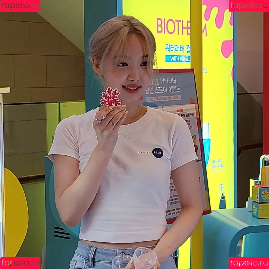 Twice Kpop Onlyfans Photo Gallery 