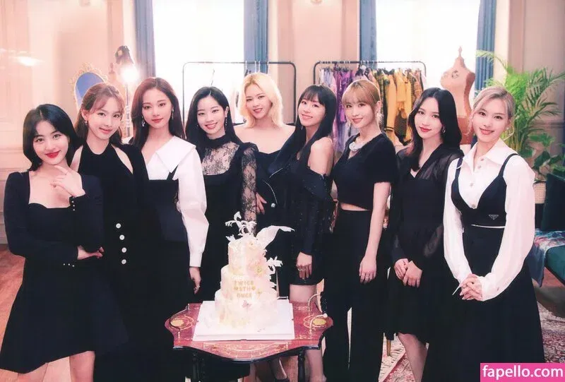 Twice Kpop Onlyfans Photo Gallery 