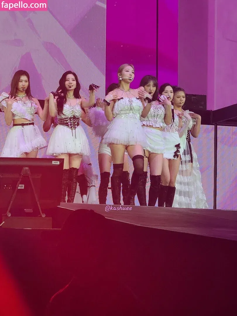 Twice Kpop Onlyfans Photo Gallery 