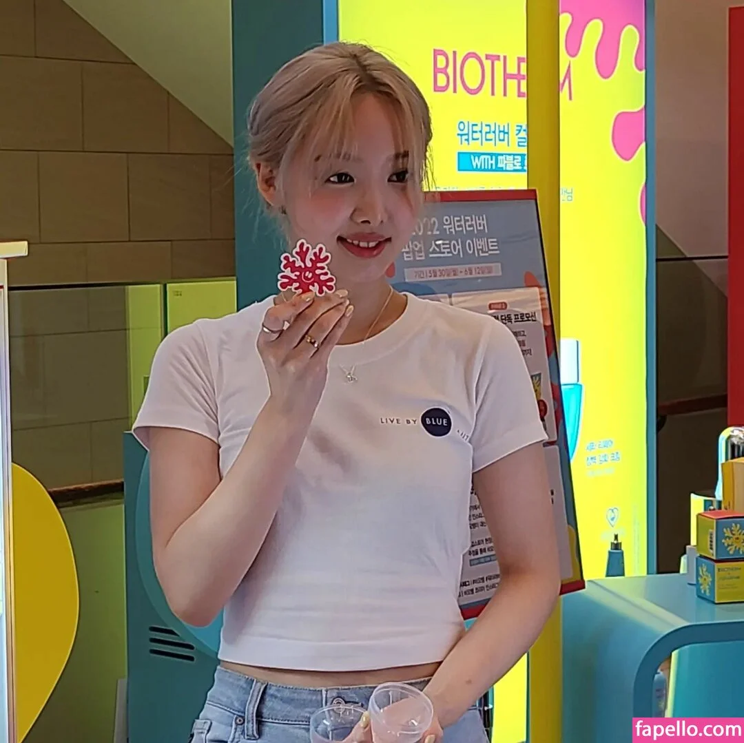 Twice Kpop Onlyfans Photo Gallery 