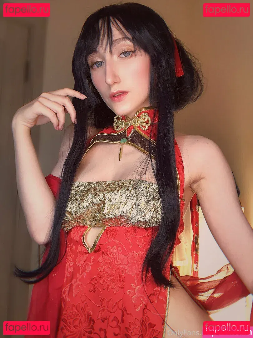 Roxane Onlyfans Photo Gallery 