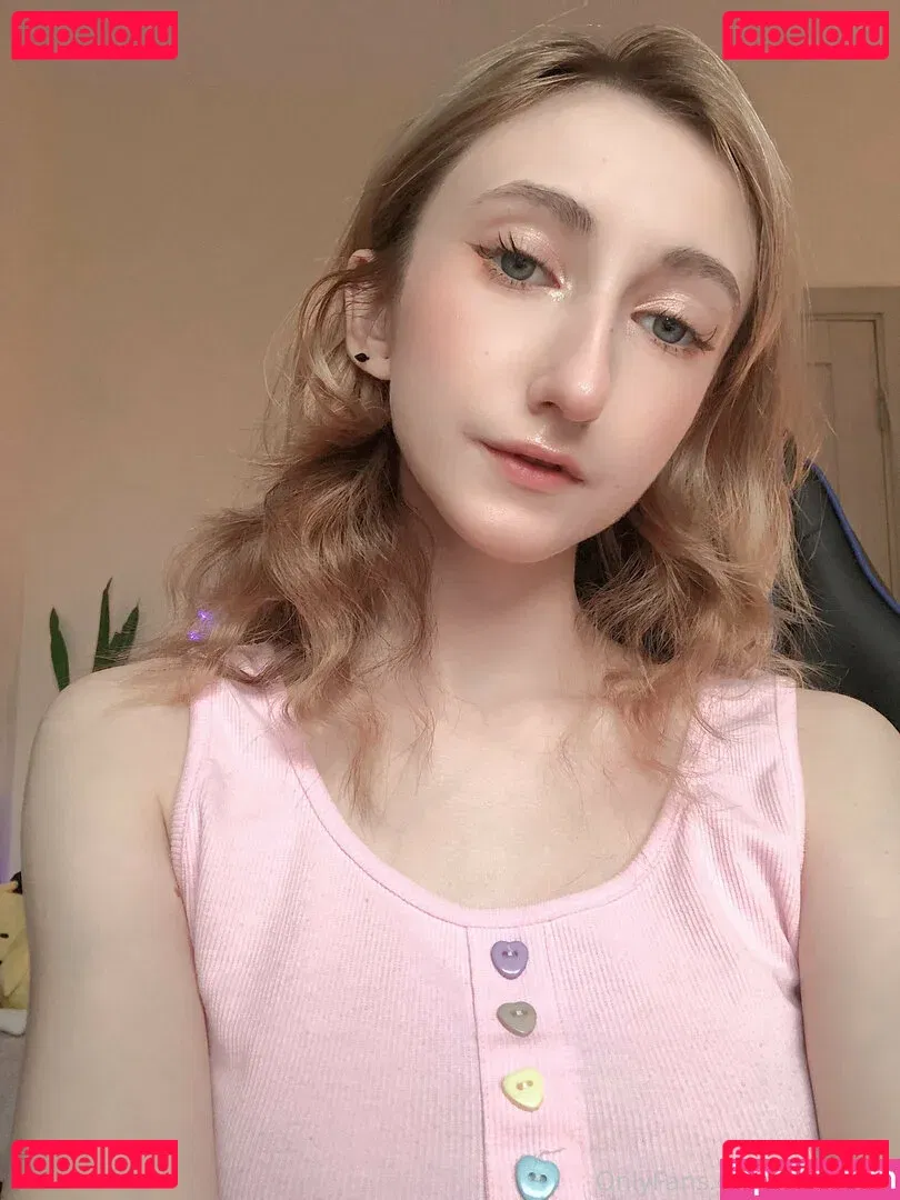 Roxane Onlyfans Photo Gallery 