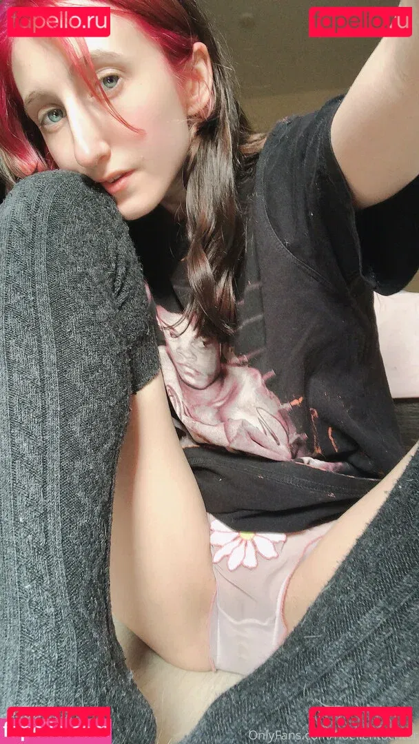 Roxane Onlyfans Photo Gallery 