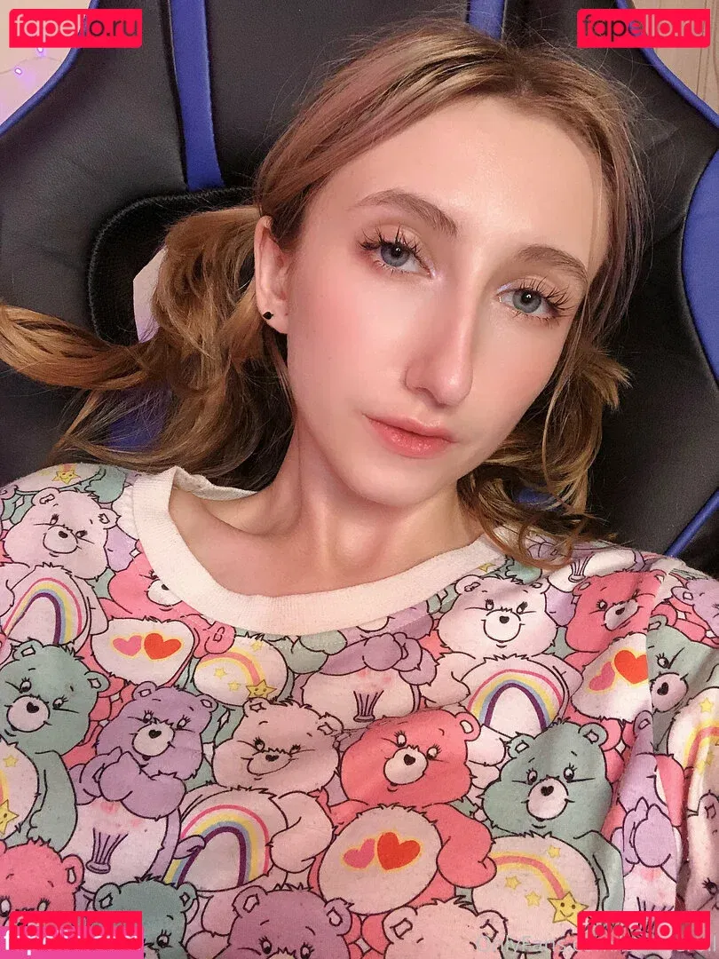 Roxane Onlyfans Photo Gallery 