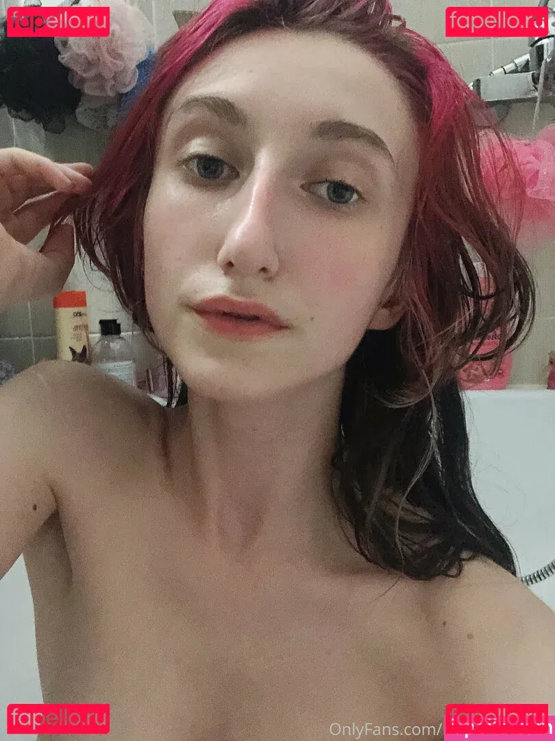 Roxane Onlyfans Photo Gallery 