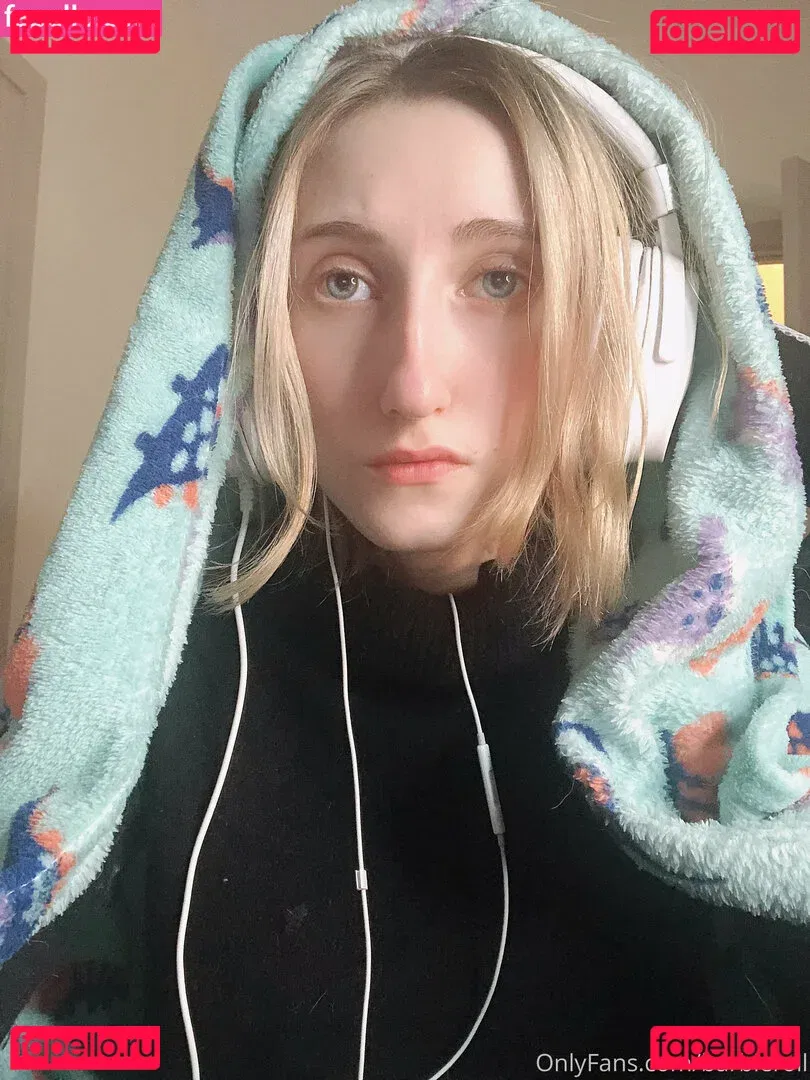 Roxane Onlyfans Photo Gallery 