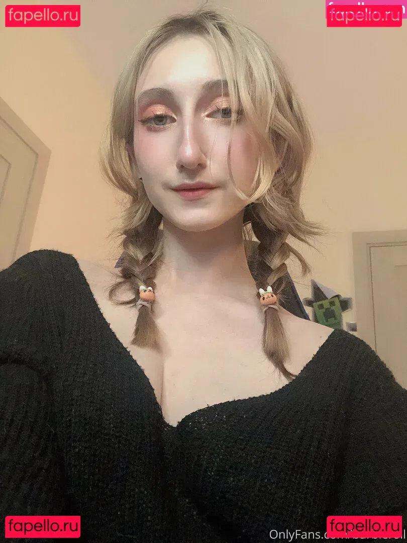 Roxane Onlyfans Photo Gallery 