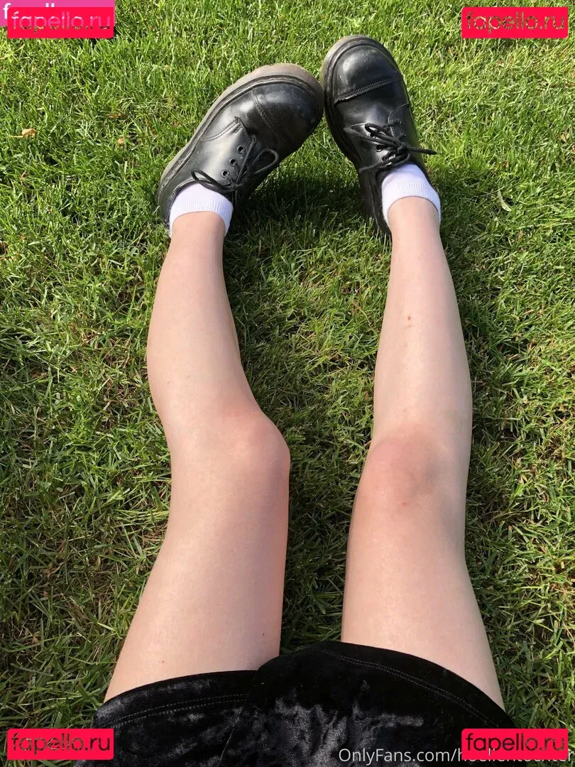 Roxane Onlyfans Photo Gallery 