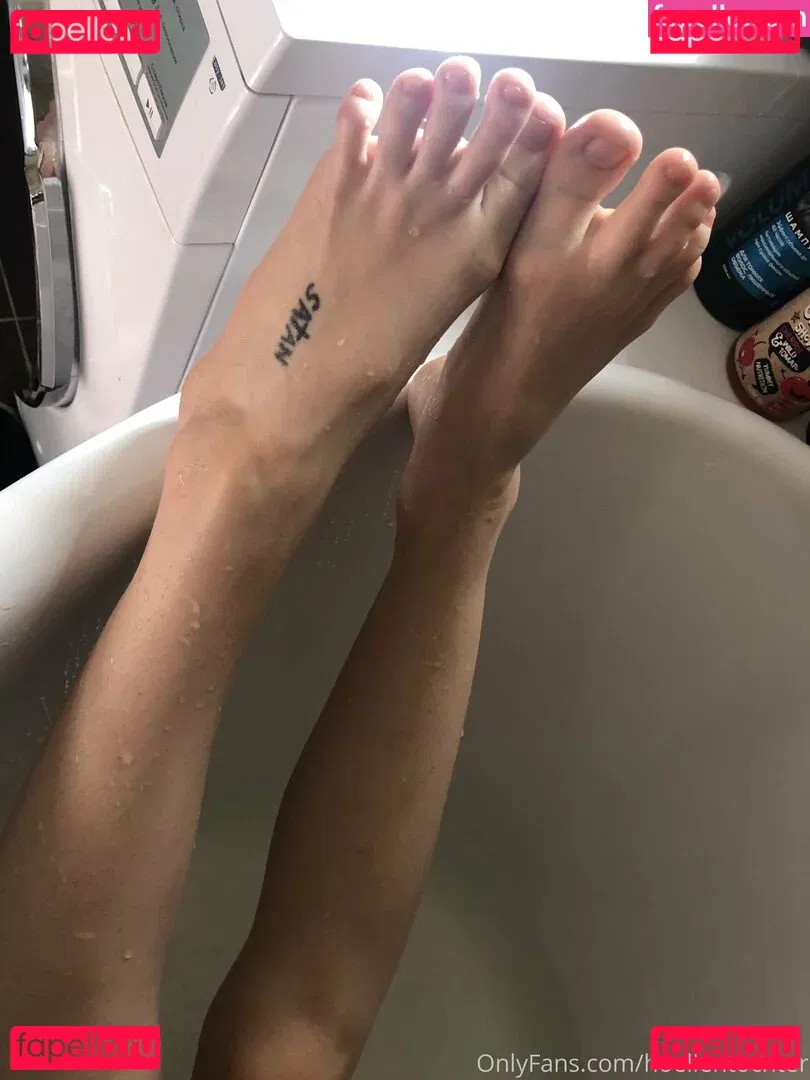 Roxane Onlyfans Photo Gallery 