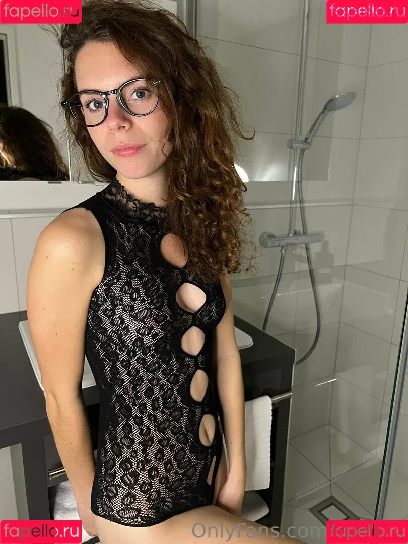 mia.hill Onlyfans Photo Gallery 