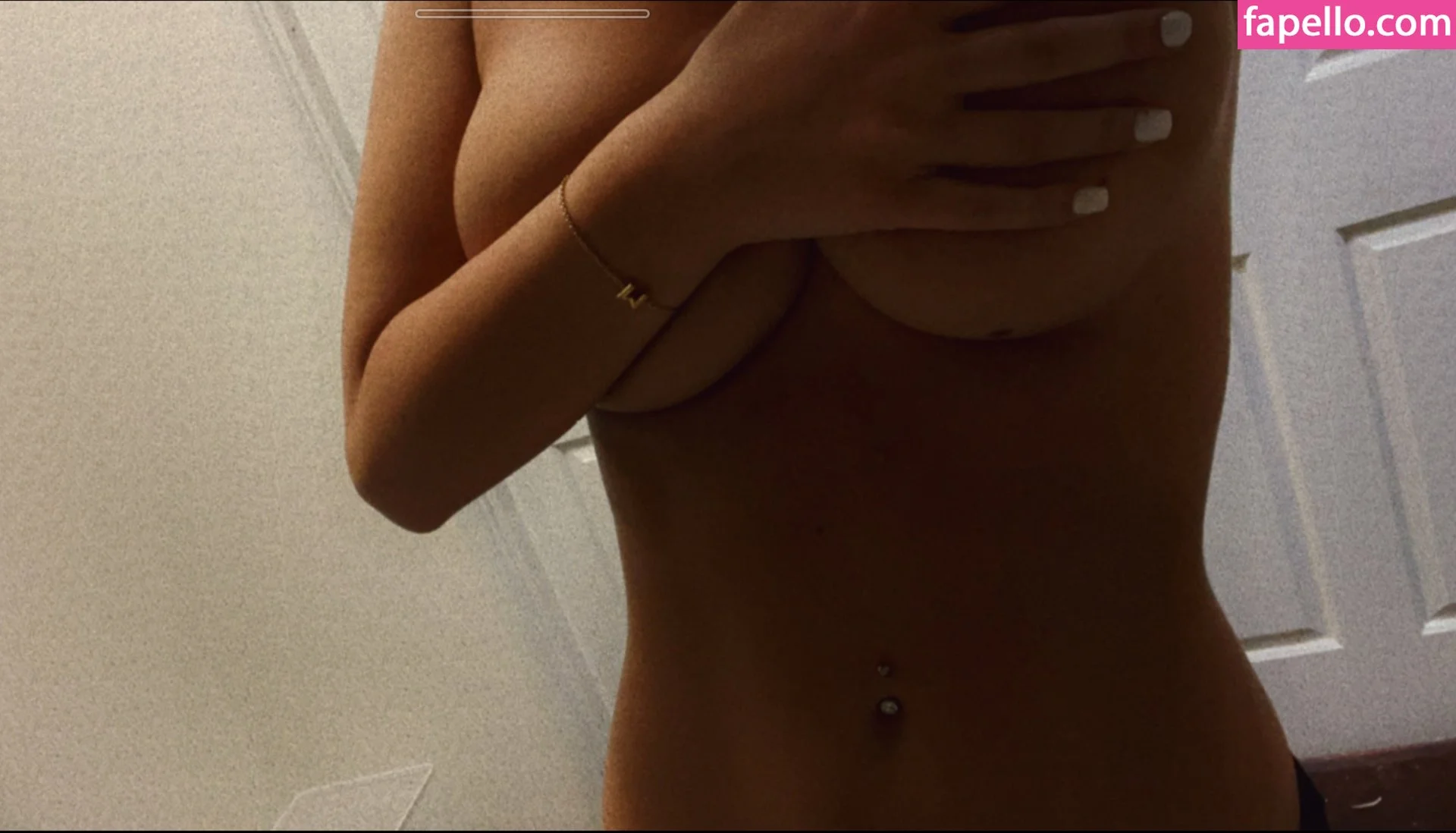 mia.hill Onlyfans Photo Gallery 