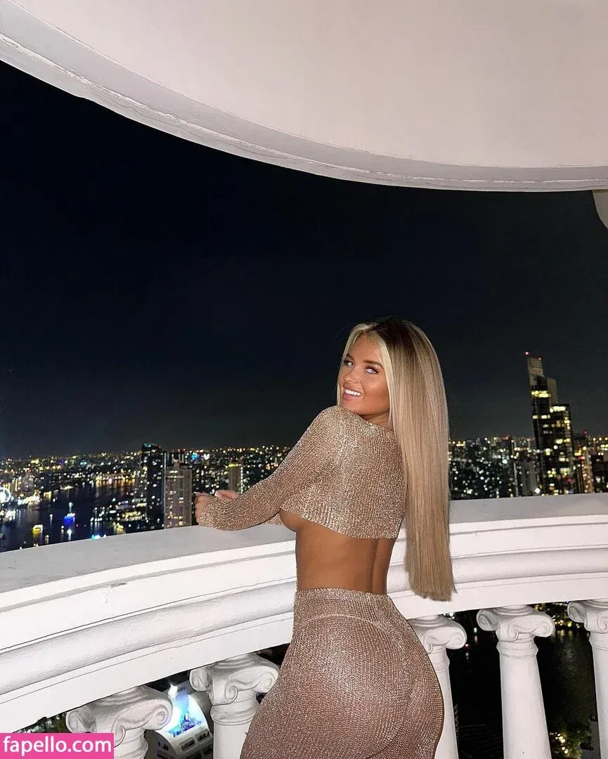 mia.hill Onlyfans Photo Gallery 