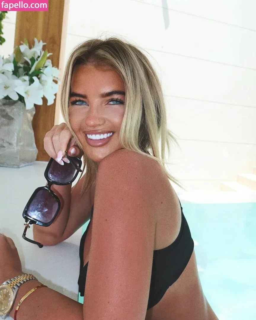 mia.hill Onlyfans Photo Gallery 