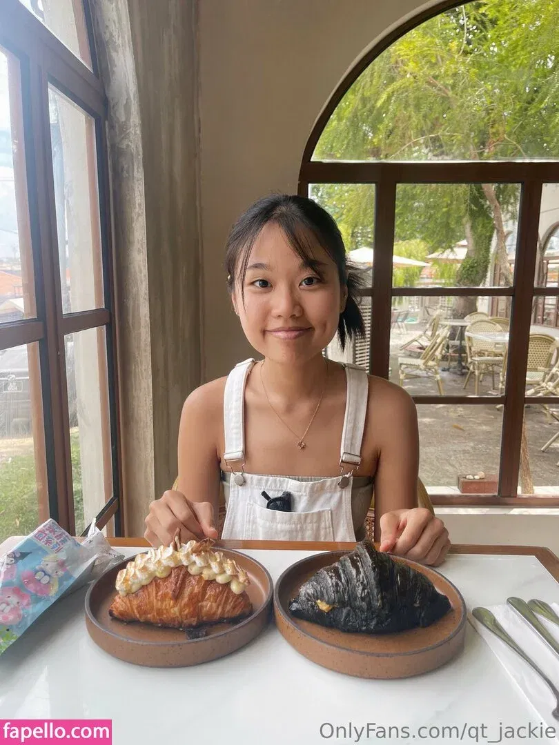 qt_jackie Onlyfans Photo Gallery 