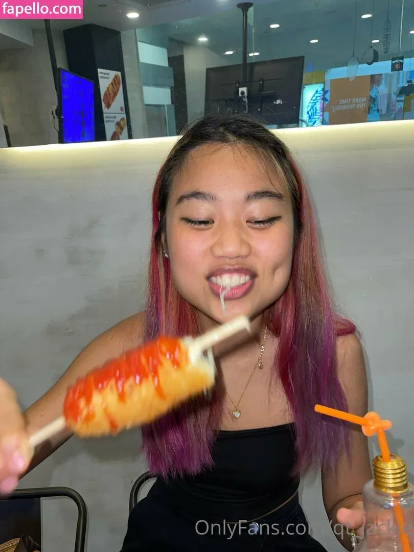 qt_jackie Onlyfans Photo Gallery 