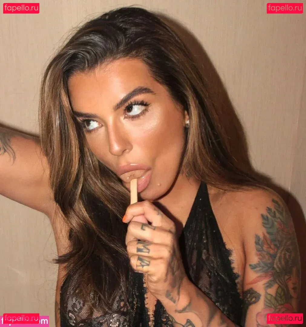 Petra Mattar Onlyfans Photo Gallery 