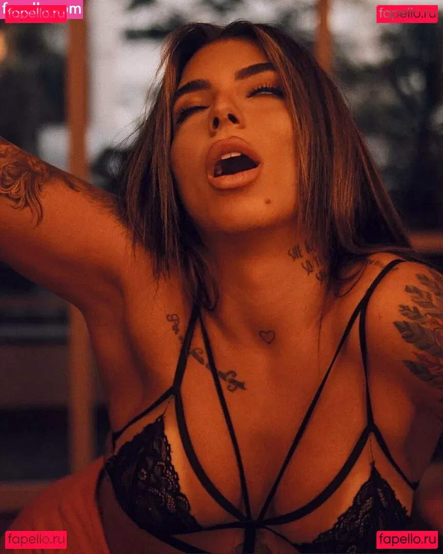 Petra Mattar Onlyfans Photo Gallery 