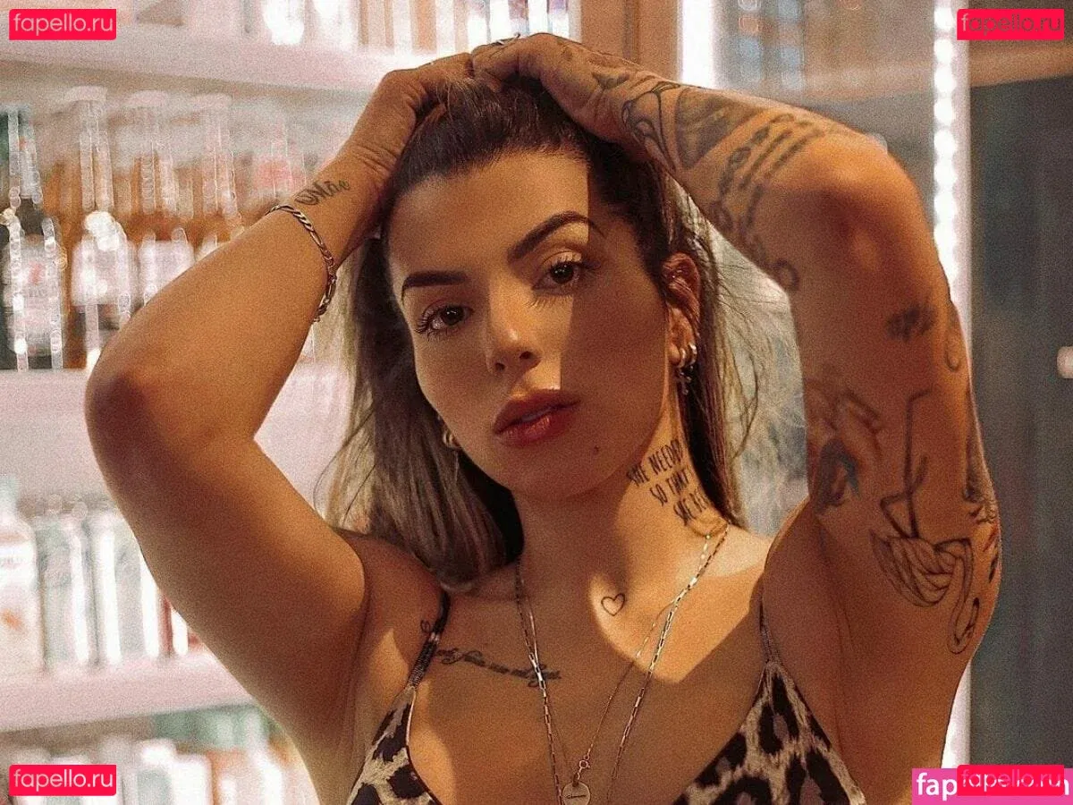 Petra Mattar Onlyfans Photo Gallery 