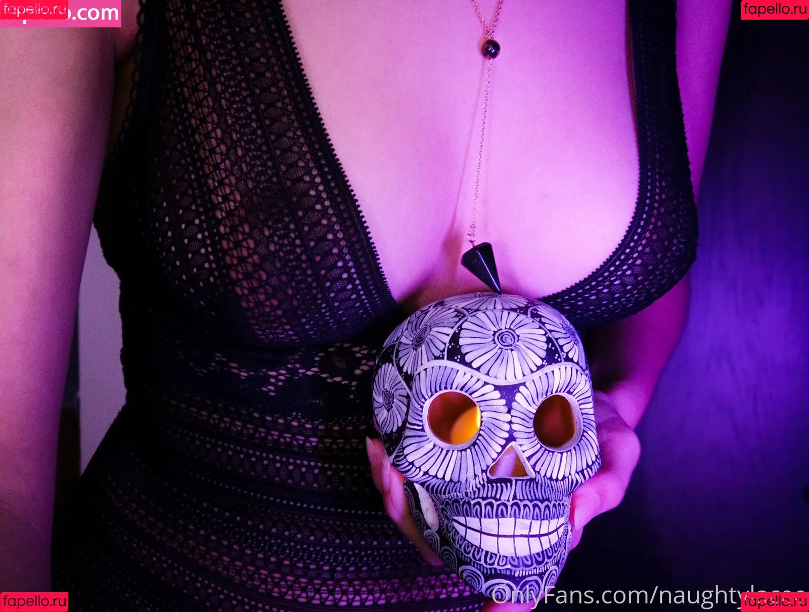 naughtylacee Onlyfans Photo Gallery 