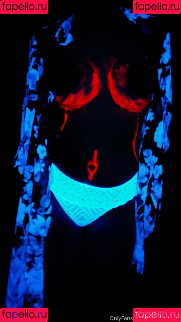 naughtylacee Onlyfans Photo Gallery 