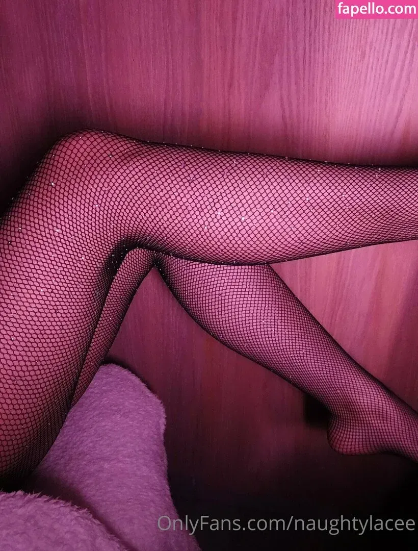 naughtylacee Onlyfans Photo Gallery 