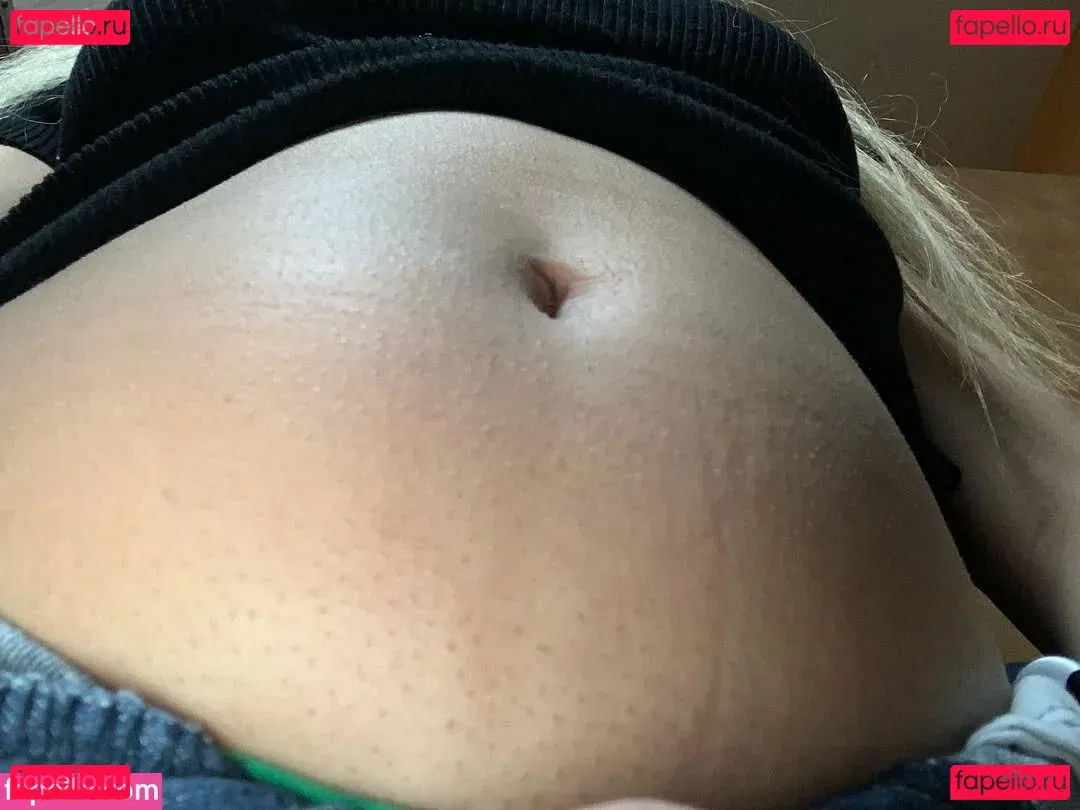 foodbabyqueen Onlyfans Photo Gallery 