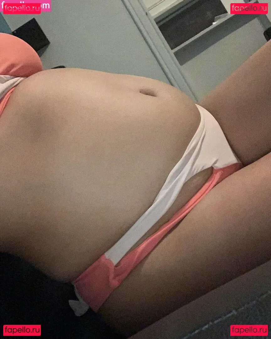 foodbabyqueen Onlyfans Photo Gallery 