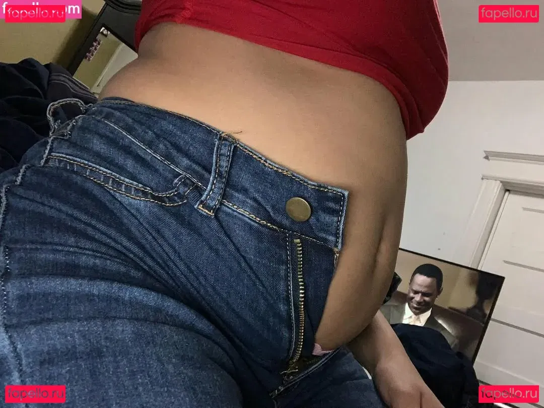 foodbabyqueen Onlyfans Photo Gallery 