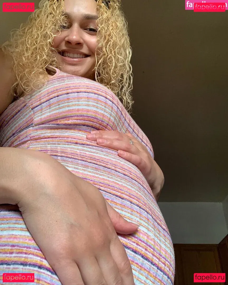 foodbabyqueen Onlyfans Photo Gallery 