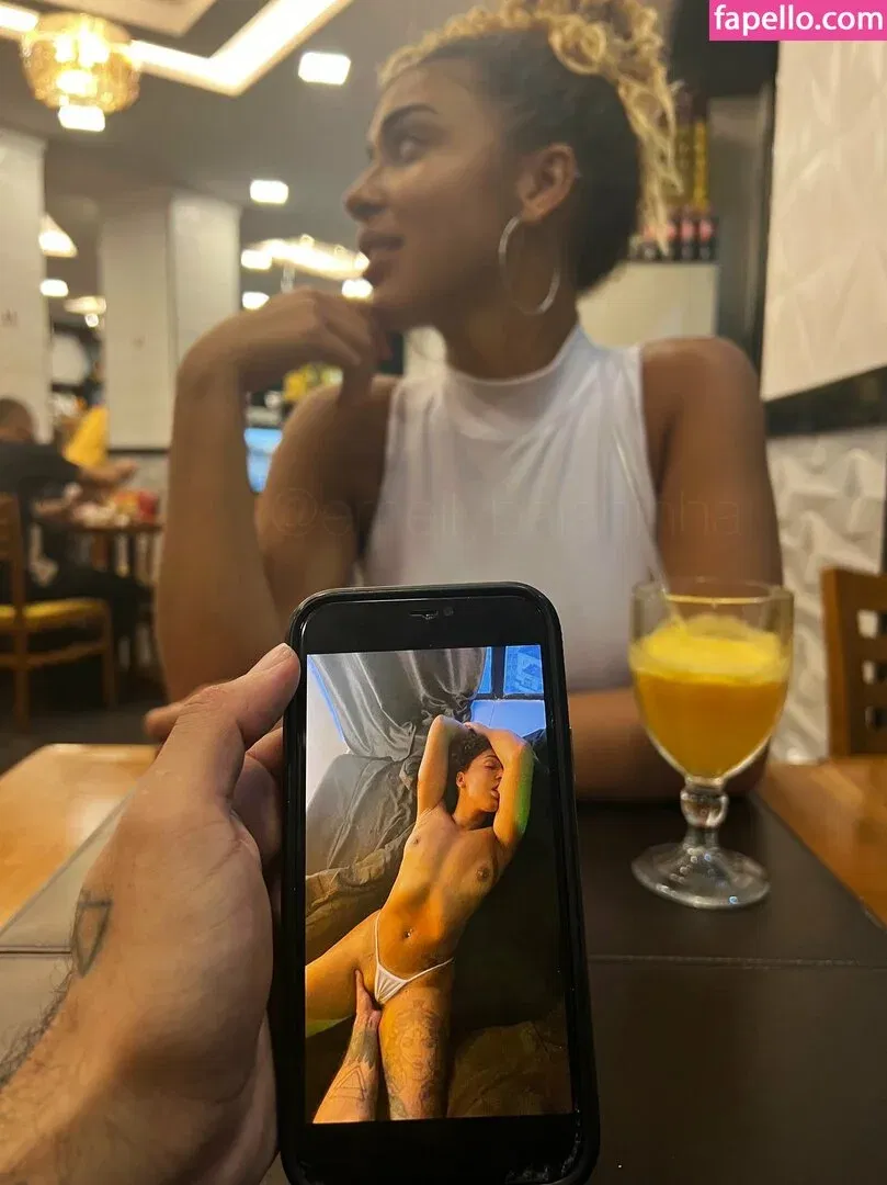 Emelly Souza Onlyfans Photo Gallery 