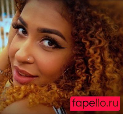 Emelly Souza Nude Onlyfans Photo 44