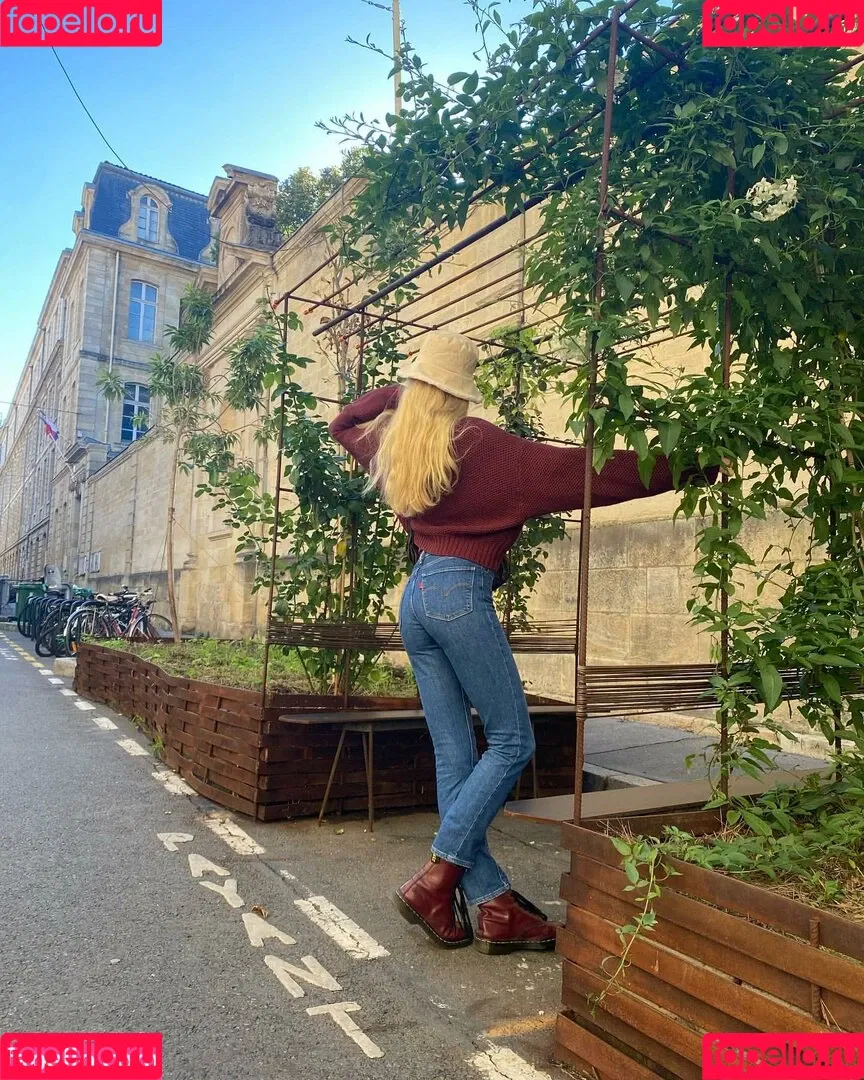 Nina Romane Onlyfans Photo Gallery 