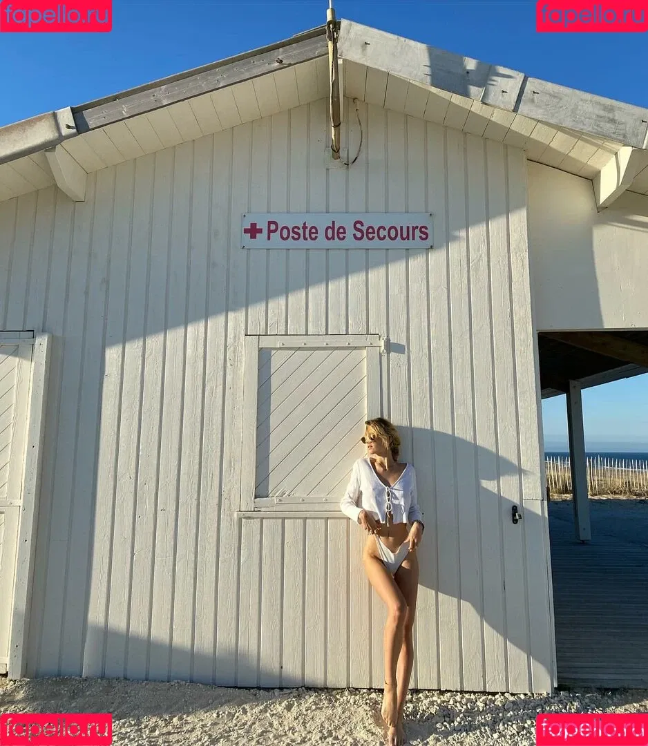 Nina Romane Onlyfans Photo Gallery 