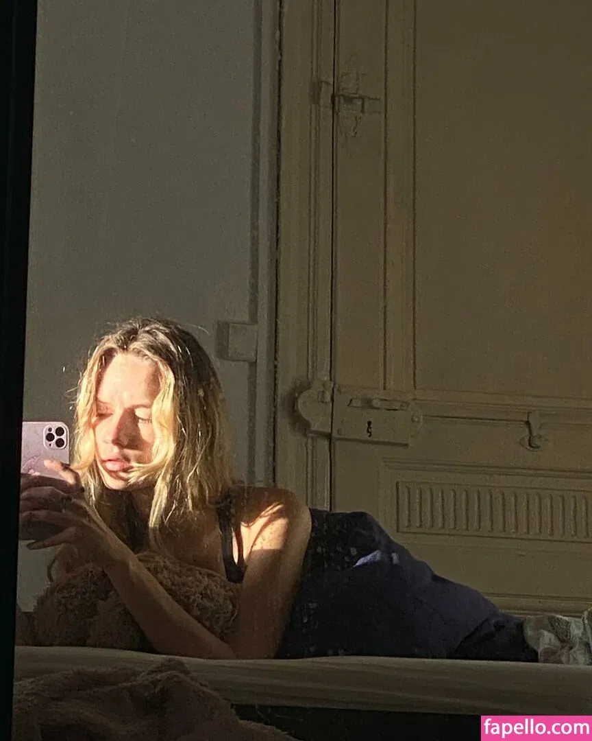 Nina Romane Onlyfans Photo Gallery 