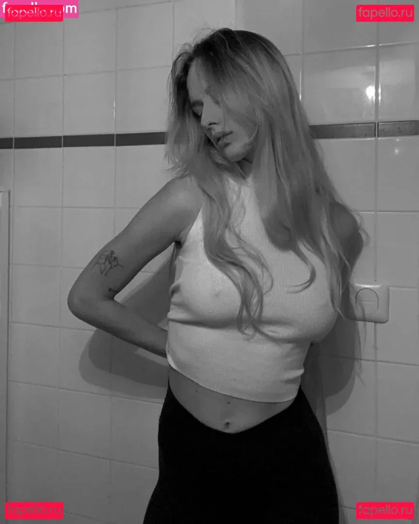 Nina Romane Onlyfans Photo Gallery 