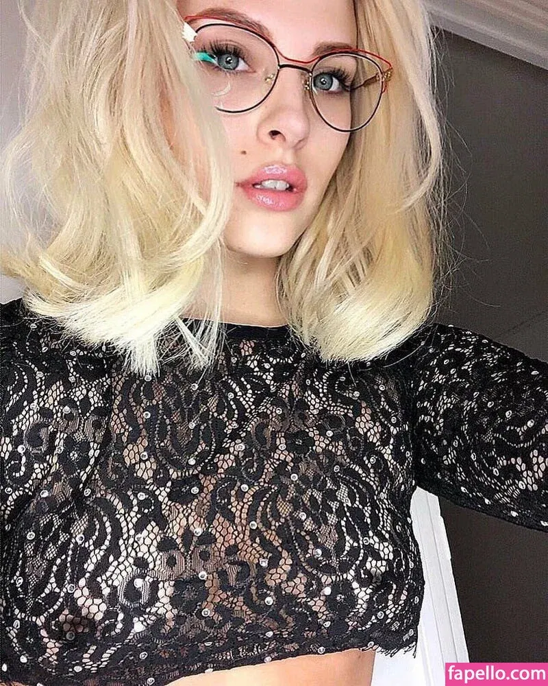 Kelly Vedovelli Onlyfans Photo Gallery 