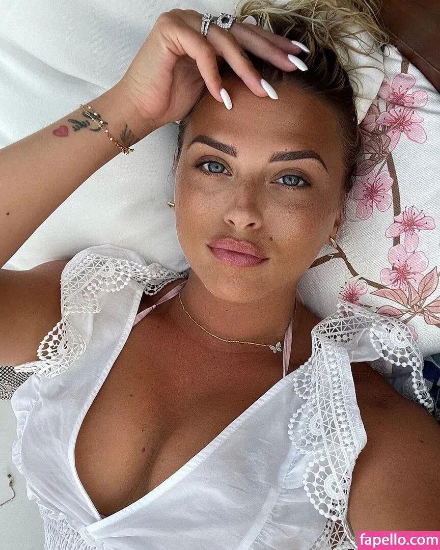 Kelly Vedovelli Onlyfans Photo Gallery 