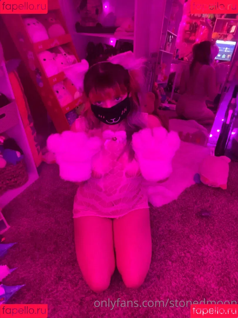 stonedmoon Onlyfans Photo Gallery 